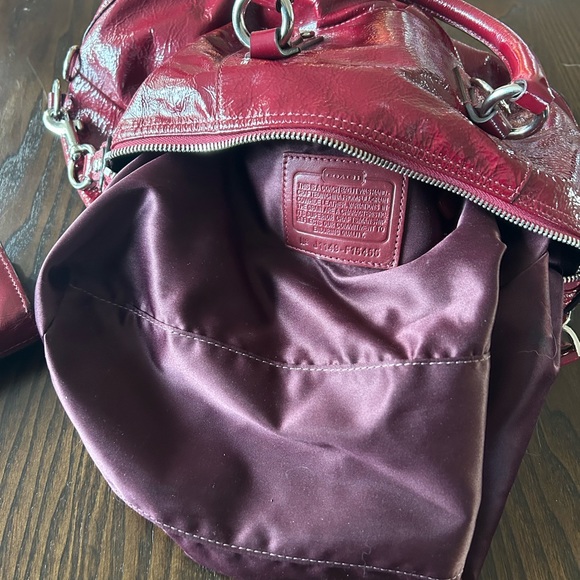 Coach patent leather bag + wallet - Picture 5 of 13